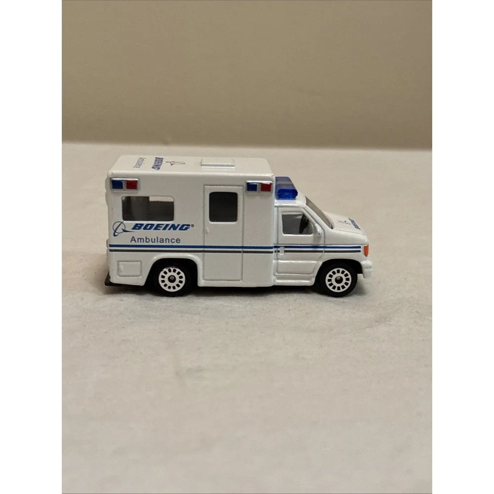 Realtoy Airport Vehicle Lot Boeing United Southwest American Airlines Diecast